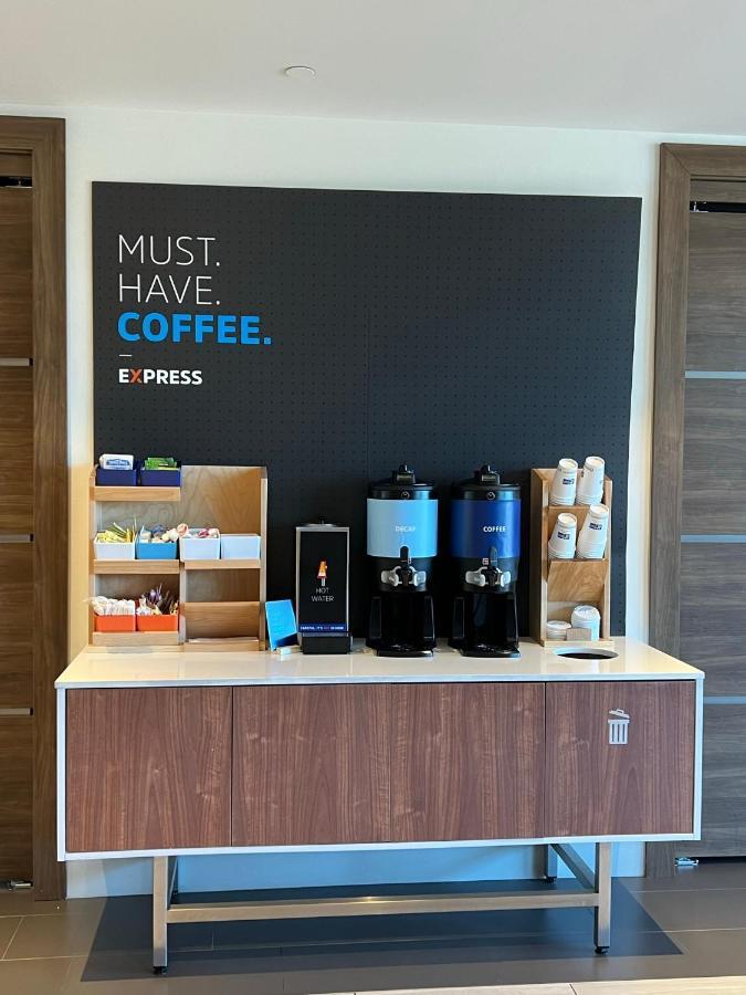 Holiday Inn Express & Suites - Ukiah By Ihg المظهر الخارجي الصورة