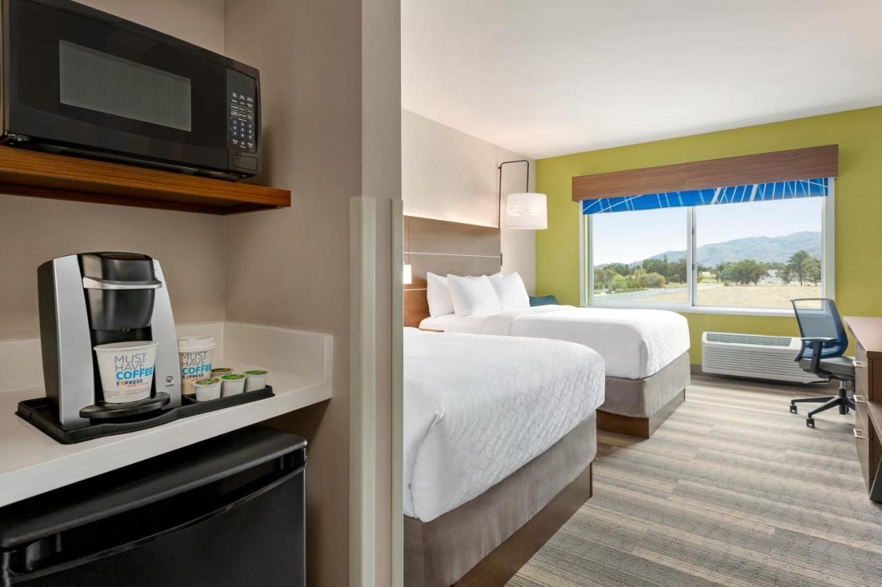 Holiday Inn Express & Suites - Ukiah By Ihg المظهر الخارجي الصورة