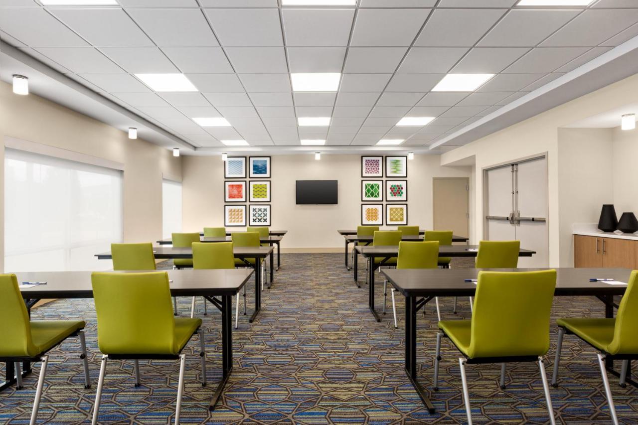 Holiday Inn Express & Suites - Ukiah By Ihg المظهر الخارجي الصورة