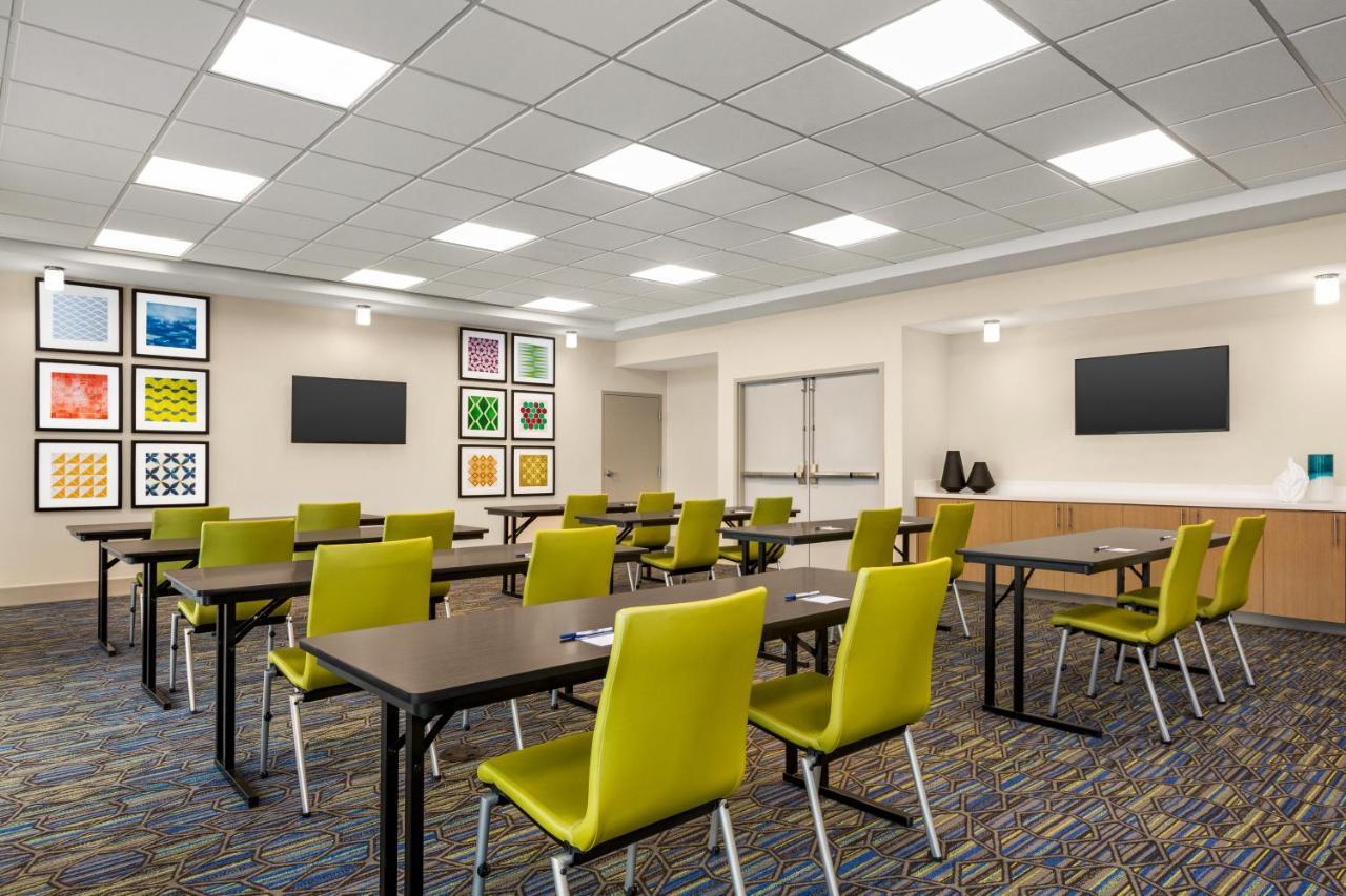 Holiday Inn Express & Suites - Ukiah By Ihg المظهر الخارجي الصورة