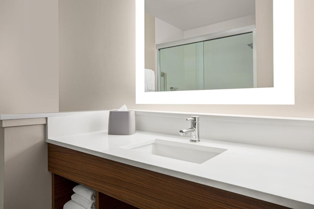Holiday Inn Express & Suites - Ukiah By Ihg المظهر الخارجي الصورة