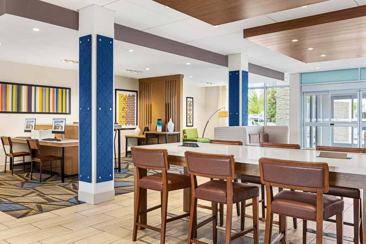 Holiday Inn Express & Suites - Ukiah By Ihg المظهر الخارجي الصورة